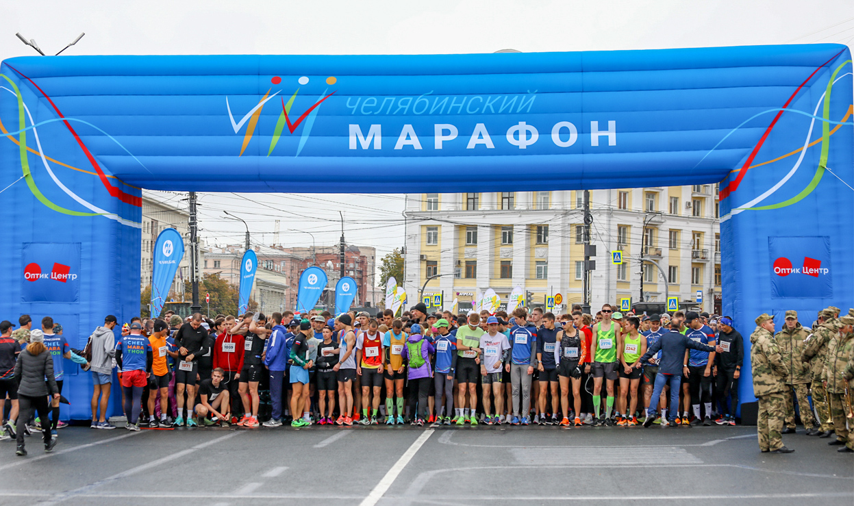 Победители XVI Челябинского марафона получили подарки от "Ажурсталь"